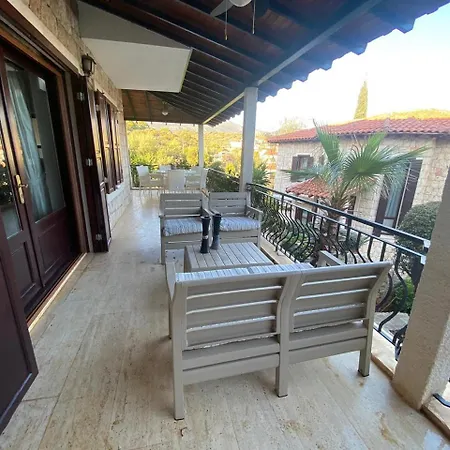 Private Luxury With Pool In Peninsula Villa